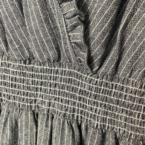 Women’s small midi pinstriped dress - like new - Picture 4 of 12